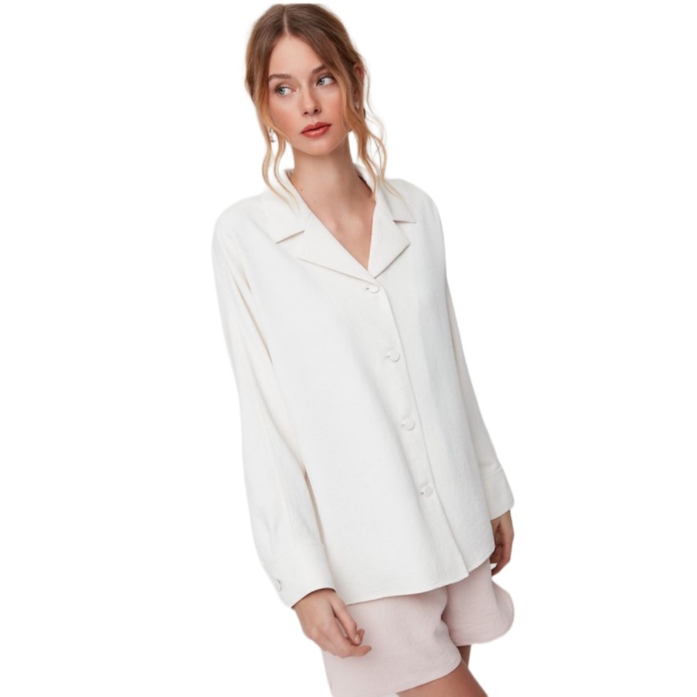 Minimalist Aritzia Wilfred Rondel Off White Jacket